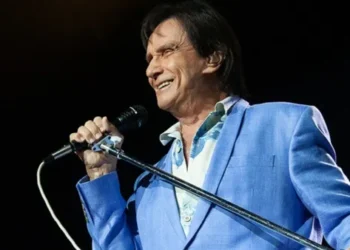 Roberto Carlos se apresenta em Foz do Iguaçu nesta sexta-feira (22)