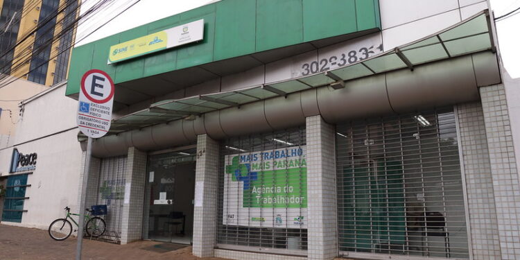 Nesta quarta-feira (27), Agência do Trabalhador promove mais um feirão de emprego em Foz