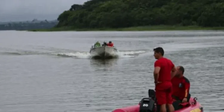 Bombeiros encontram corpo do empresário desaparecido desde domingo, no Lago de Itaipu