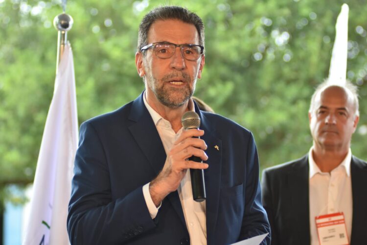 Esportes náuticos são destaque no Foz Internacional Boat Show que acontece em Foz do Iguaçu