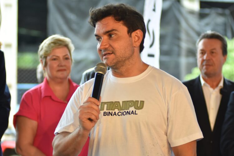 Esportes náuticos são destaque no Foz Internacional Boat Show que acontece em Foz do Iguaçu