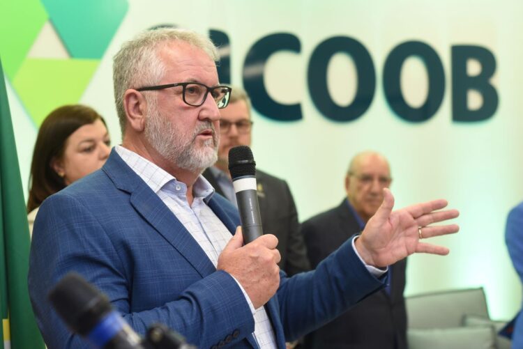 Sicoob abre nova agência, ampliando justiça financeira e desenvolvimento