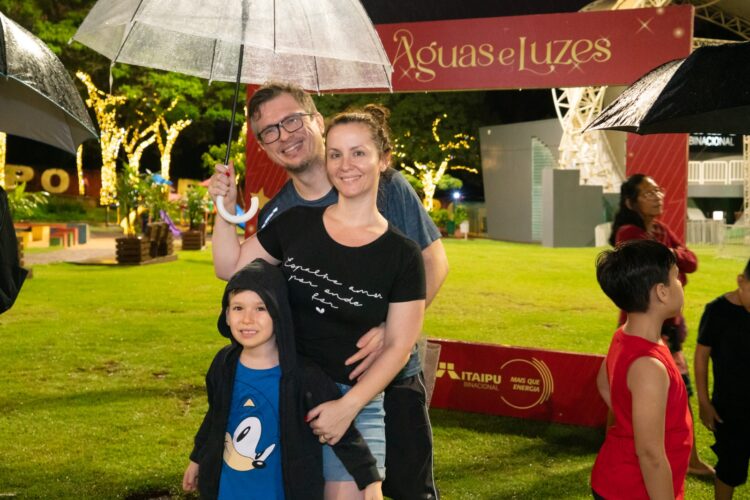 Começa programação “Natal Água e Luzes”em Foz do Iguaçu