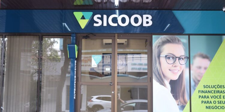Sicoob abre nova agência, ampliando justiça financeira e desenvolvimento