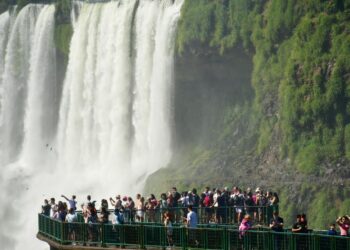 Parque Nacional do Iguaçu tem aumento de 28% no número de visitantes em 2023