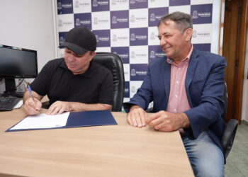 Chico Brasileiro cancela todas as exonerações feitas por Francisco Sampaio, em Foz