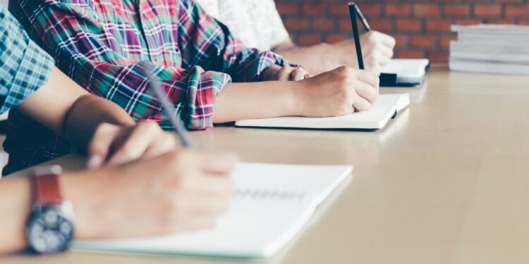 Itaipu divulga número de inscritos para processo seletivo