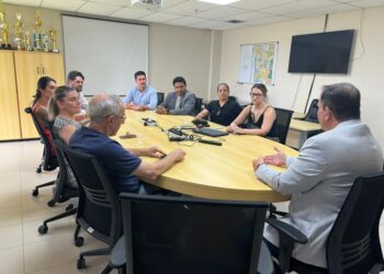 PF reúne setor do turismo para tratar de assuntos migratórios