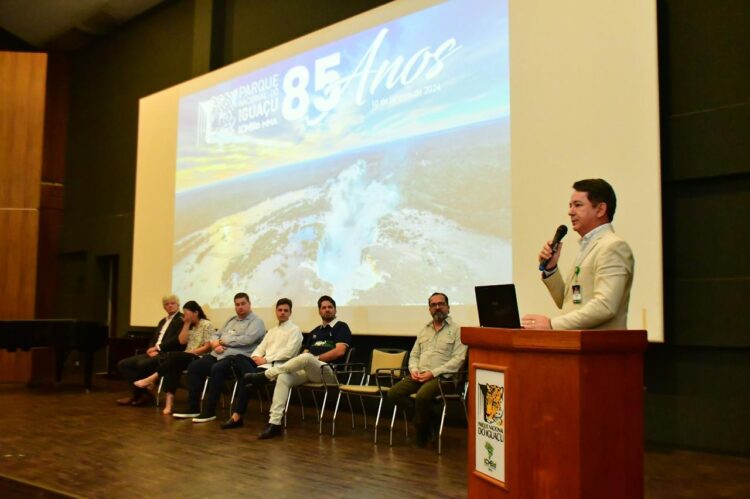 Parque Nacional do Iguaçu comemora 85 anos com a participação da comunidade