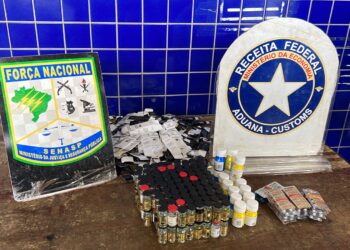 Homem é preso com 56 frascos e 20 cartelas de anabolizantes na Ponte da Amizade