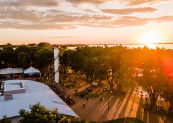 Festival de Verão vai agitar os próximos fins de semana na praia de Santa Terezinha de Itaipu