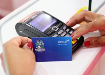 Famílias com filhos nas escolas municipais em Foz podem comprar material escolar a partir dessa quarta, 17