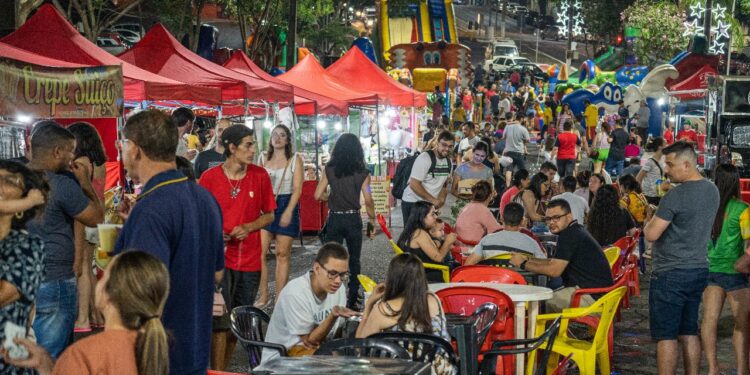 Hora de aproveitar últimos dias do Natal Águas e Luzes em Foz