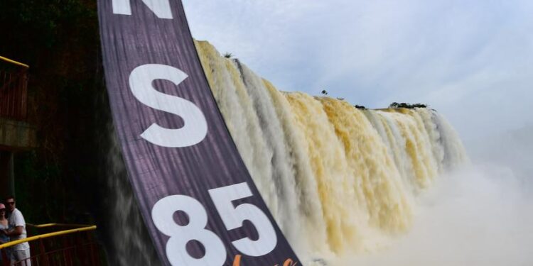 Parque Nacional do Iguaçu comemora 85 anos com a participação da comunidade