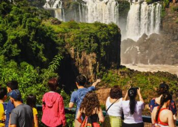 Pesquisa mostra Foz do Iguaçu entre os destinos turísticos mais desejados