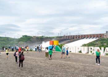 Turismo de Itaipu fecha 2023 com quase 510 mil visitantes
