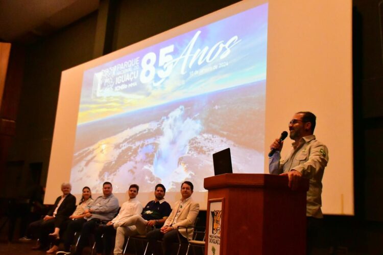 Parque Nacional do Iguaçu comemora 85 anos com a participação da comunidade