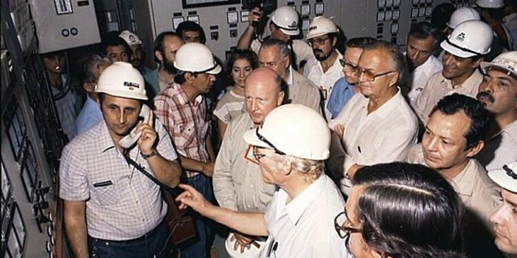 Técnico que “ligou” a primeira máquina da Itaipu, 40 anos atrás, retorna à usina