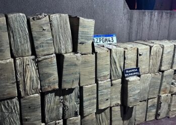 Após perseguição e troca de tiros, GM apreende mais de 1 tonelada de maconha