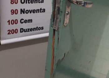 Escola municipal é arrombada durante a madrugada em Foz do Iguaçu