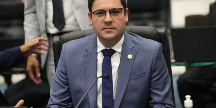 Matheus Vermelho admite ser pré-candidato à prefeito de Foz do Iguaçu