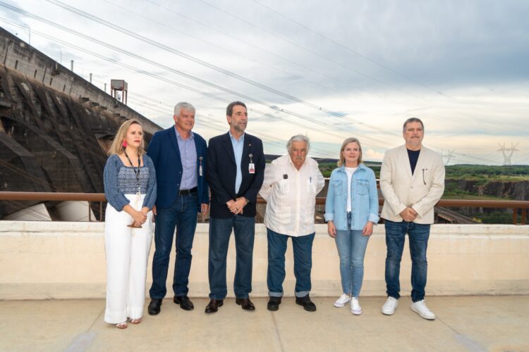 Pepe Mujica visita Itaipu e fala sobre desafios da integração regional
