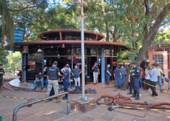 Polícia encontra explosivos no túnel onde criminosos chegaram até o cofre da Associação de Cambistas em Ciudad del Este