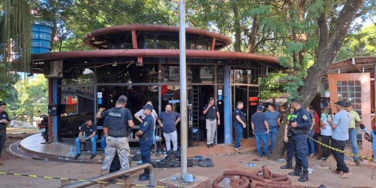 Polícia encontra explosivos no túnel onde criminosos chegaram até o cofre da Associação de Cambistas em Ciudad del Este