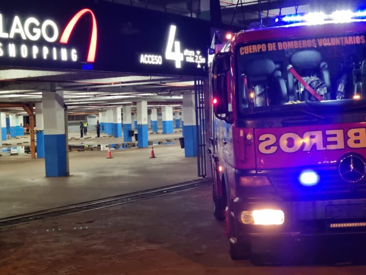 Após problemas em viga do estacionamento, shopping de Ciudad del Este é interditado pela prefeitura