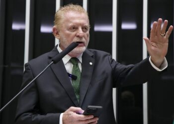 Vermelho afirma que Congresso manterá programa de incentivo ao turismo