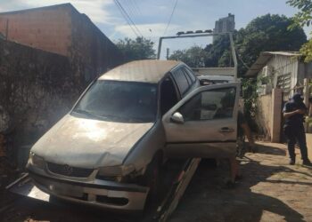 Alerta dengue: Foztrans começa recolher carros abandonados para evitar focos do mosquito transmissor da doença