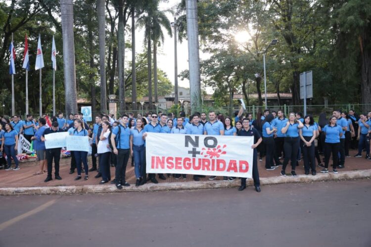 Após onda assaltos, manifestantes pedem mais segurança em Ciudad del Este