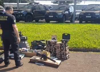 Depósito de simulacros de armas de fogo é fechado pela PF em Foz do Iguaçu