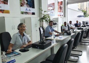 Clientes que desejam parcelar, quitar débitos ou aderir ao programa Água Solidária, podem procurar a Sanepar neste sábado (09)