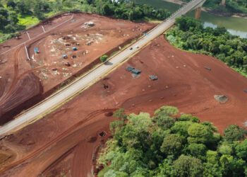 Perimetral Leste de Foz do Iguaçu tem avanços nas obras nas aduanas, pista e viaduto