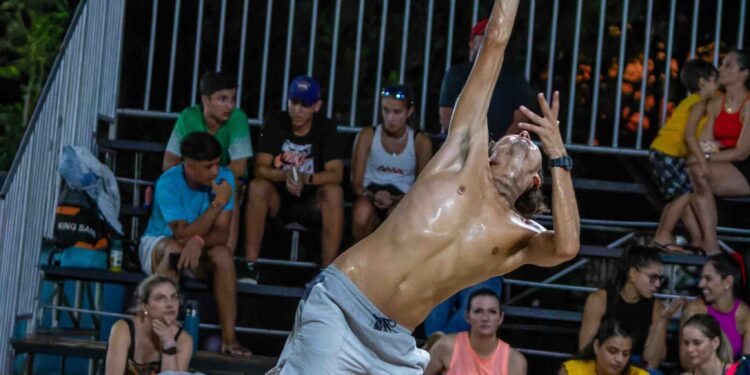 Destaques do Beach Tennis estão em Foz do Iguaçu para o torneio internacional da modalidade