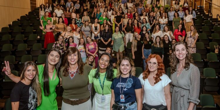 “Bonitas por Natureza” homenageia mulheres no Parque Nacional do Iguaçu