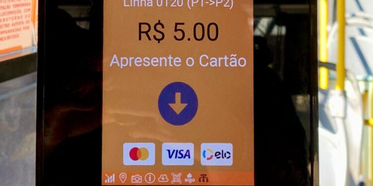 Usuários do Transporte Coletivo já podem pagar a passagem com cartão de crédito e débito