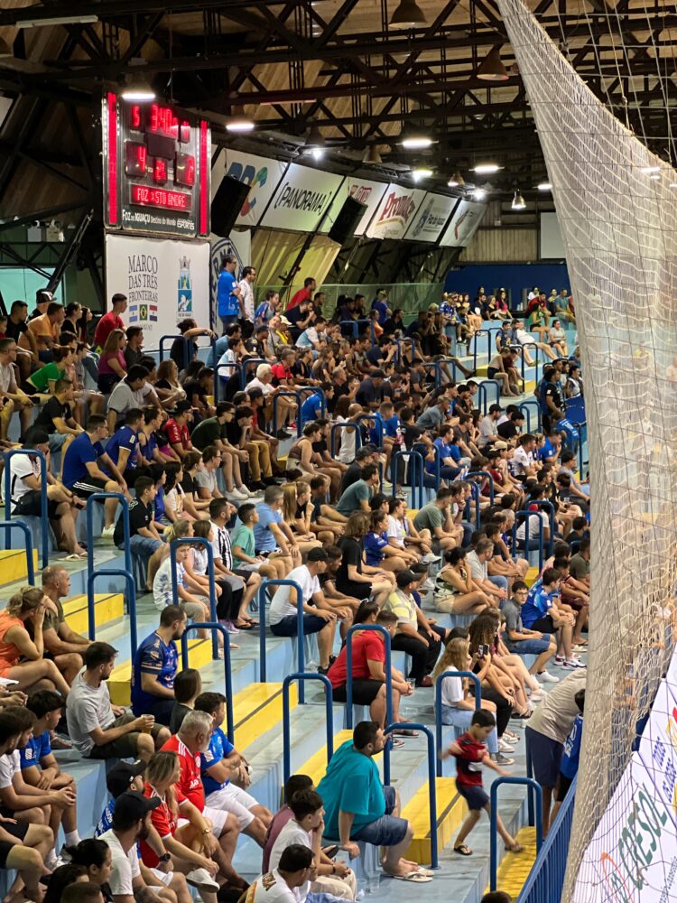 Foz Cataratas estreia com vitória na Liga Nacional de Futsal