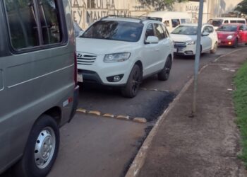 Instalação de redutores de velocidade na pista da aduana mexe com o trânsito na Ponte da Amizade