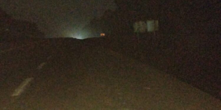 Empresários e empregados de hotéis na Av das Cataratas reclamam da falta de sinalização, ponto de ônibus e iluminação