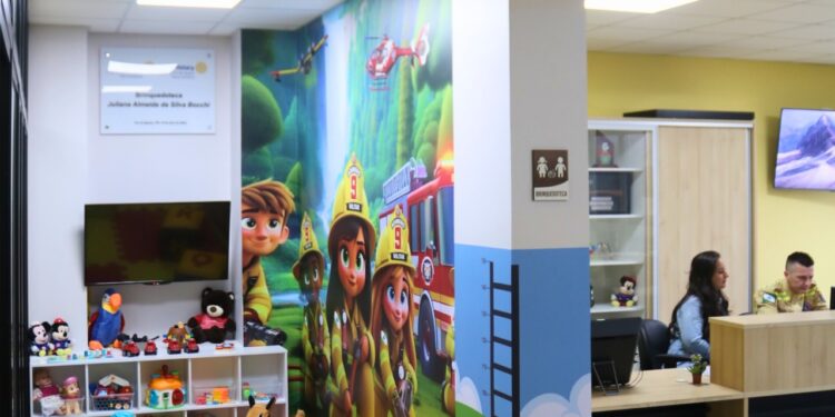 Corpo de Bombeiros inaugura brinquedoteca para o atendimento ao público em Foz