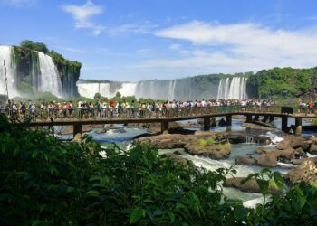 Parque Nacional do Iguaçu fecha março com mais de 152 mil visitantes
