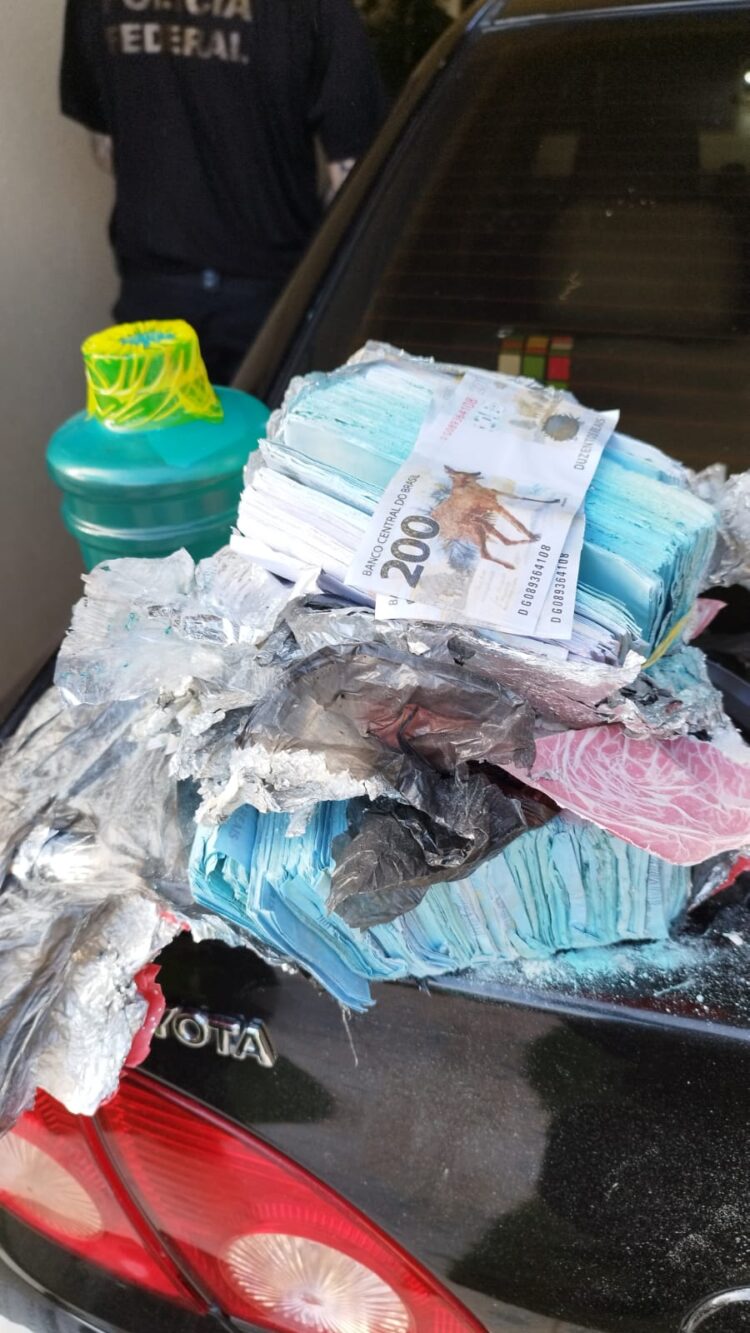 Homem é preso pela PF por armazenar imagens de abuso infantojuvenil em Foz do Iguaçu