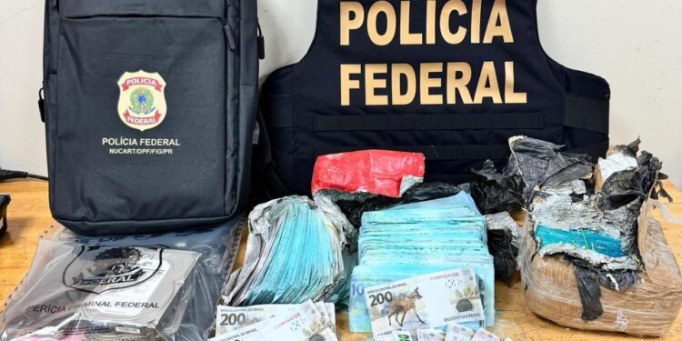 Homem é preso pela PF por armazenar imagens de abuso infantojuvenil em Foz do Iguaçu