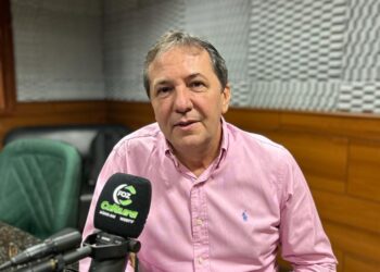 Projeto de Lei sobre salários dos assessores comissionados é retirado da pauta a pedido do prefeito