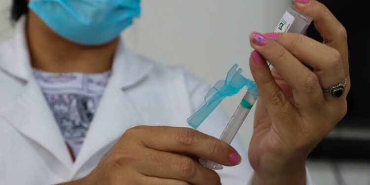 Confira onde estão disponíveis vacinas contra a Covid a partir dessa segunda-feira, 22