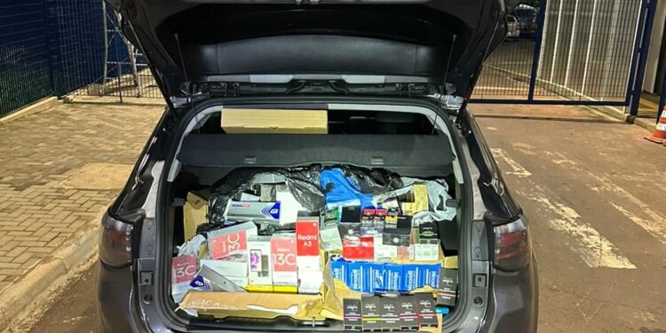 Medicamentos para diabetes, obesidade e queda de cabelos são apreendidos pela Receita Federal em Foz