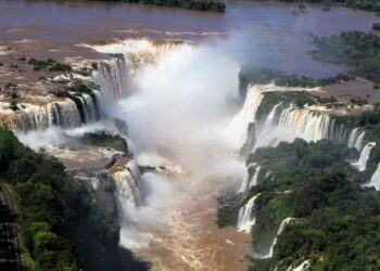 Parque Nacional do Iguaçu abrirá ao meio-dia para visitação, no próximo domingo, 5 de maio