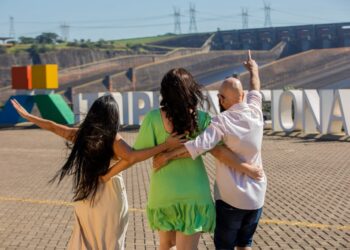 Marco das 3 Fronteiras e Itaipu receberam quase 12 mil visitantes no feriadão